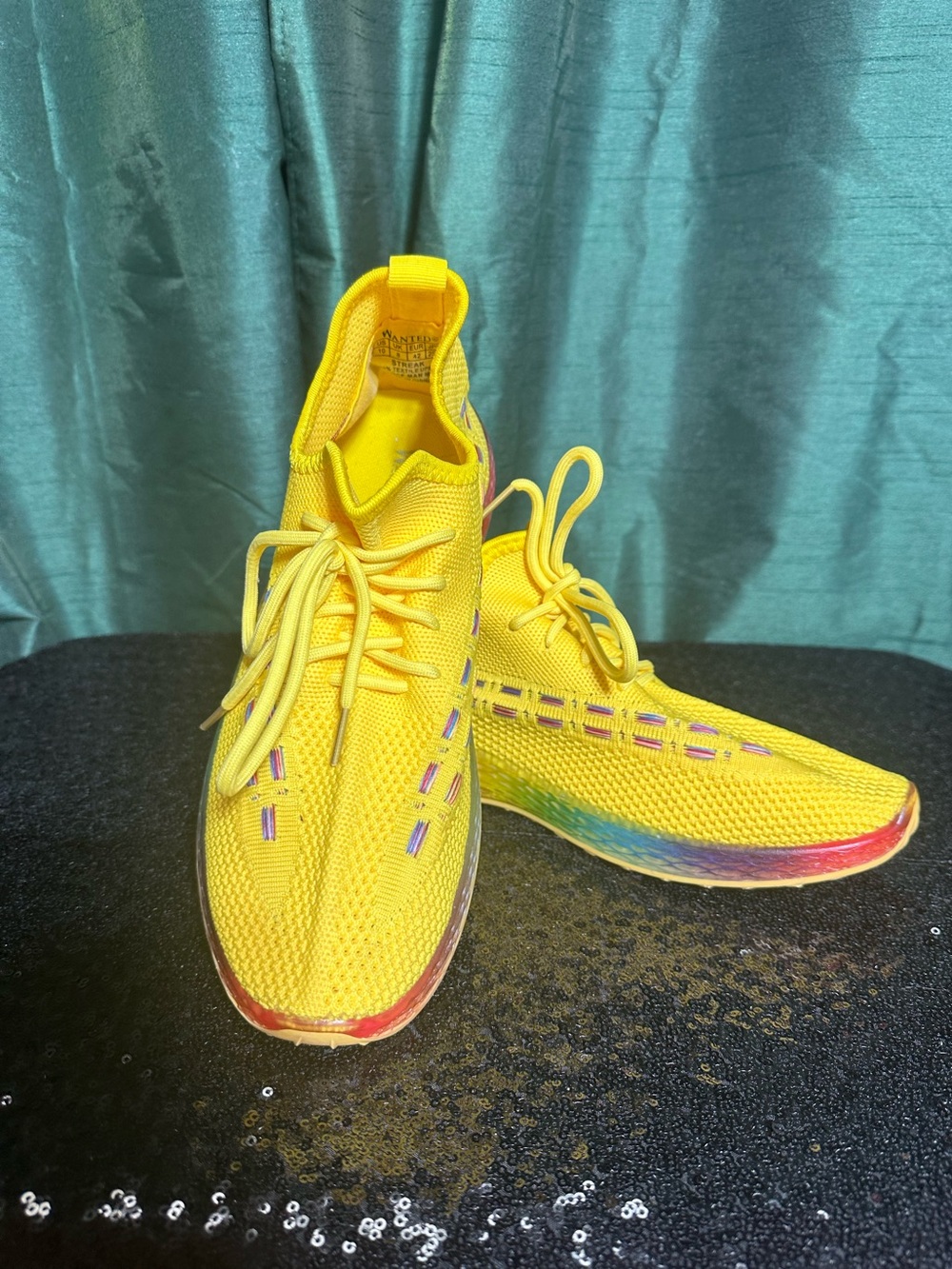 Wanted Sneakers size 10
